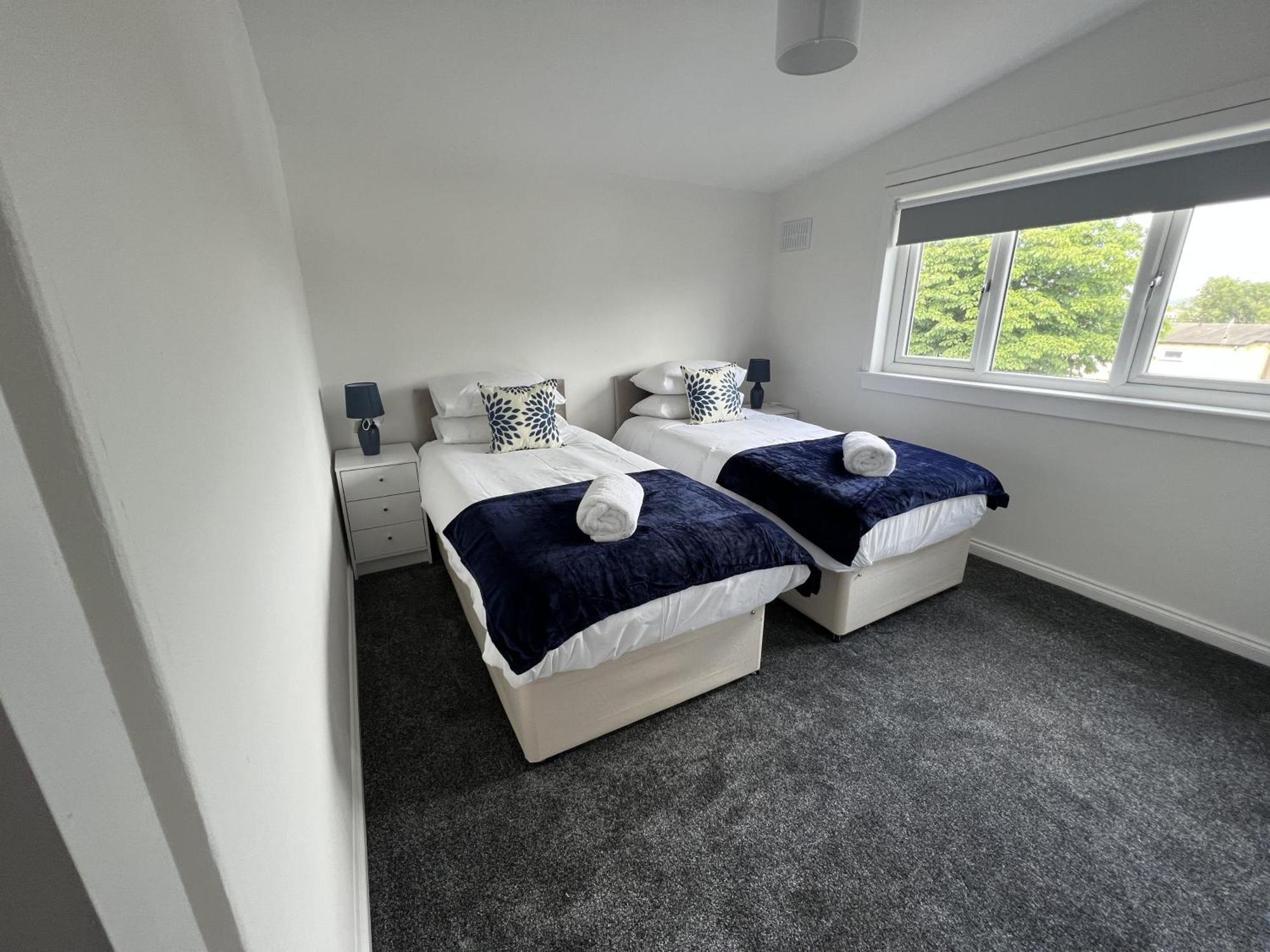 Alexander Road Villa Glenrothes Exteriör bild